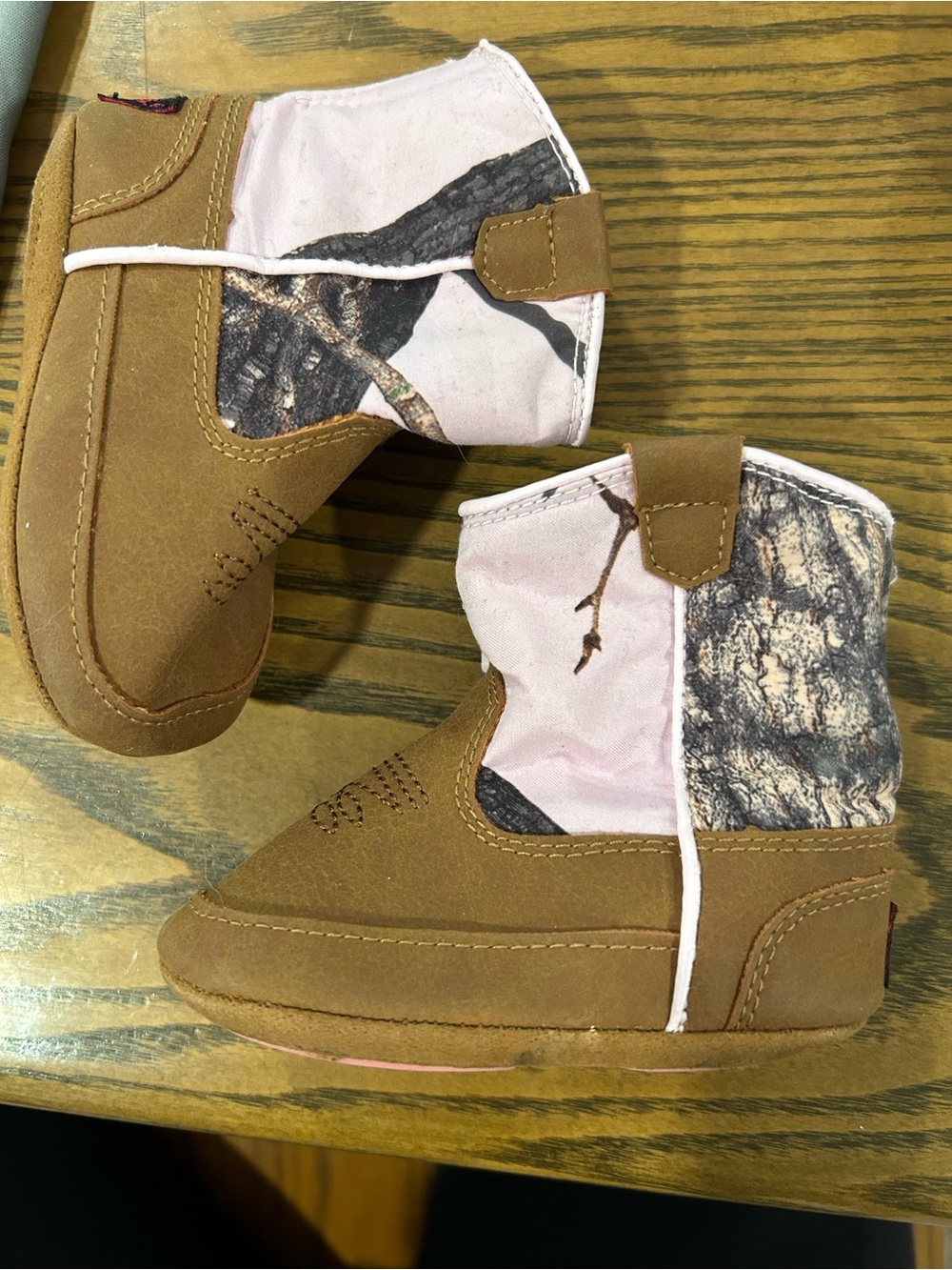 Pink Camo Infant Western Booties by Blazin Roxx